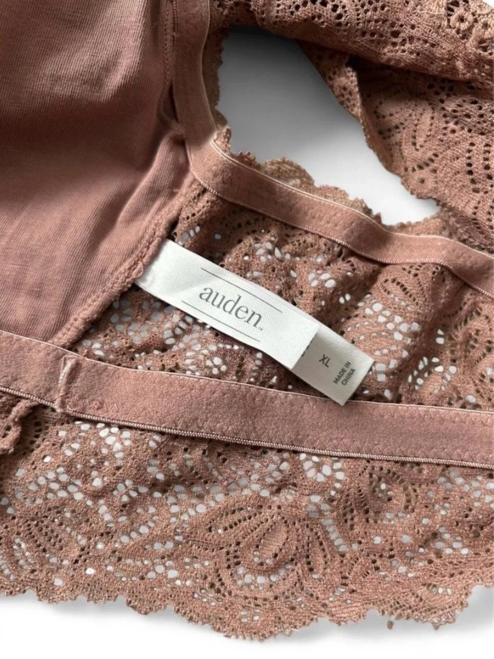 Auden Lace Racerback Bralette in Mauve